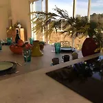 Et Au Milieu Coule Un Ruisseau - Piscine, Jacuzzi Prive, Boulodrome * Berlou