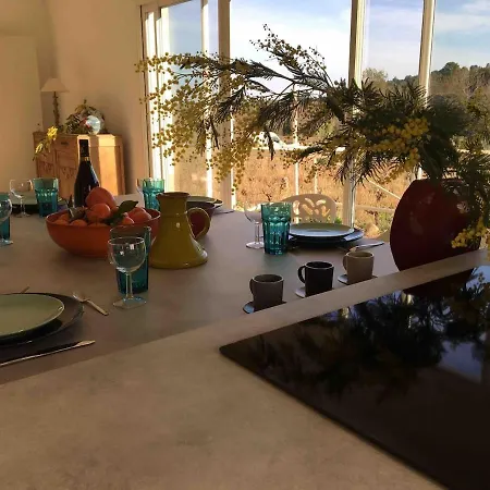 Et Au Milieu Coule Un Ruisseau - Piscine, Jacuzzi Prive, Boulodrome * Berlou