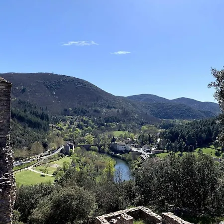 Et Au Milieu Coule Un Ruisseau - Piscine, Jacuzzi Prive, Boulodrome Berlou