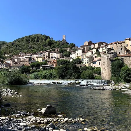 Et Au Milieu Coule Un Ruisseau - Piscine, Jacuzzi Prive, Boulodrome Nyaraló Berlou
